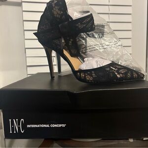 New Size 10 Kaia Black Lace INC 4 in heels
